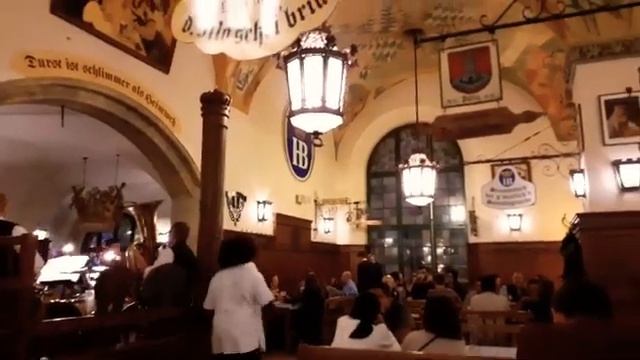 Знаменитый баварский пивной ресторан Hofbrauhaus. Munich, Hofbrauhaus смотреть онлайн