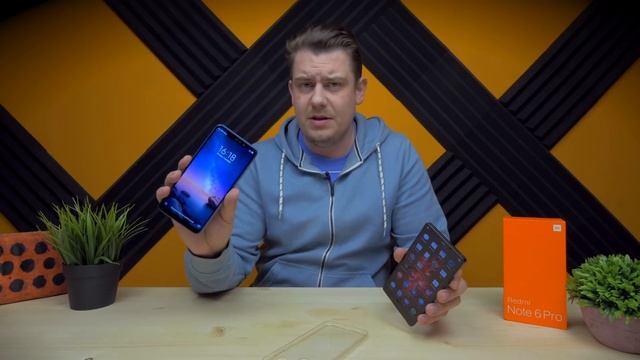 Неоднозначный Смартфон от Xiaomi смотреть онлайн