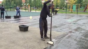 Замена резинового покрытия на спортивной площадке