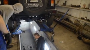 Самый крутой выхлоп на Hummer H2 (разводка выхлопа, глушитель, насадки)