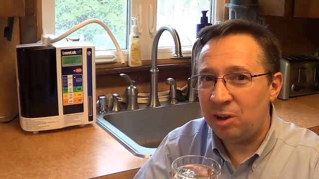 What Does Kangen Water (tm) Look Like? - made from the Enagic SD501 Kangen Water Ionizer смотреть онлайн