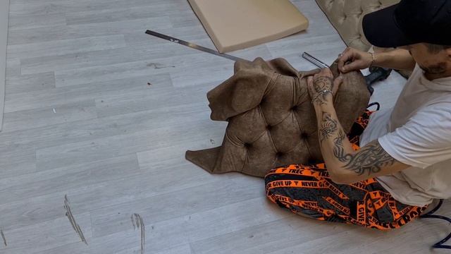 Простой способ каретной стяжки. Капитоне легко. Капитоне без пуговиц. Каретная стяжка смотреть онлайн