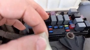 F14d4 Авео Т250 как снять топливный шланг с топливной рампы без колхоза. Aveo