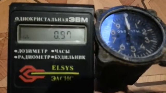 Авиационный тахометр ТЭ-22 от Ла-7 - 1942 год проверяем радиацию,видео 2 смотреть онлайн