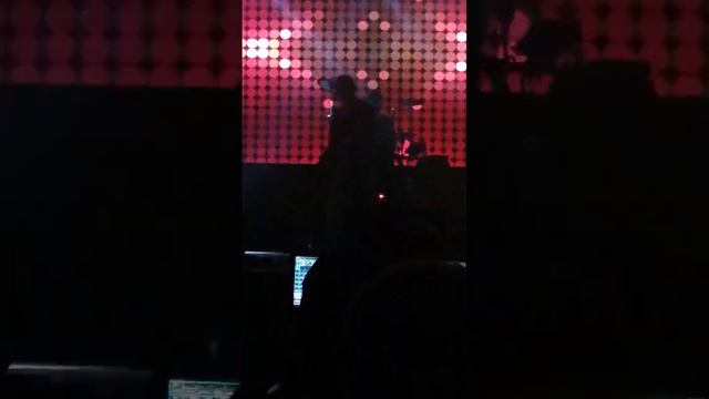 Элвин Грей - Исендэме смотреть онлайн