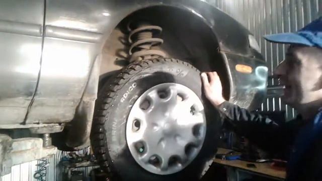 Что-то стучит посмотри смотреть онлайн