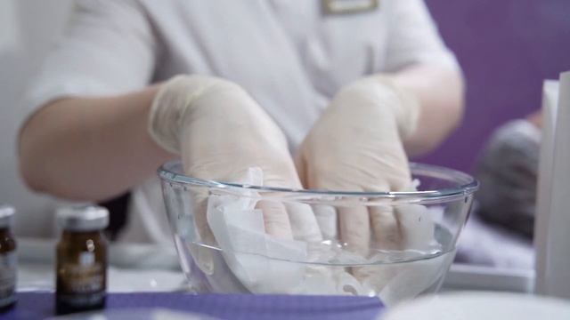 Профессиональный уход за кожей лица.Пилинг и Vitalaser. смотреть онлайн