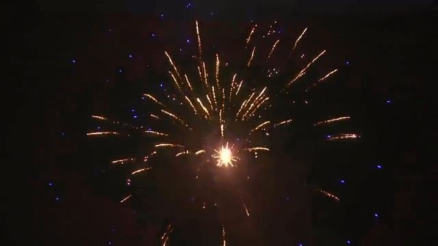 С081 ВЕСЕЛЫЙ ПРАЗДНИК смотреть онлайн