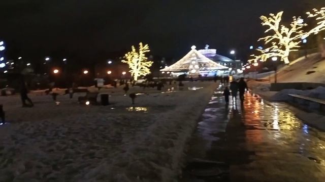 НОВОГОДНЯЯ РЯЗАНЬ ЛЫБЕДСКИЙ БУЛЬВАР 31.12.2022г. смотреть онлайн