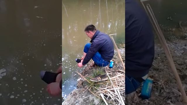 Плюха моет ноги смотреть онлайн