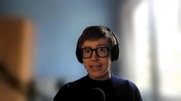 How to learn with podcasts | English Learning For Curious Minds