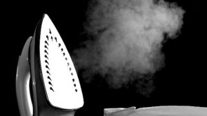 Как без стирки вернуть лоснящимся брюкам безупречный вид