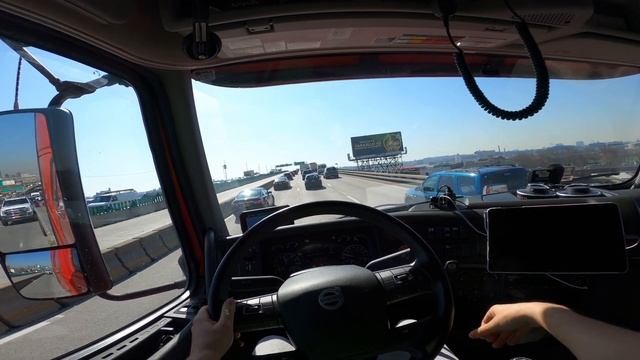 Leaving Brooklyn, New York POV Verrazano Bridge Volvo VNL 860 смотреть онлайн