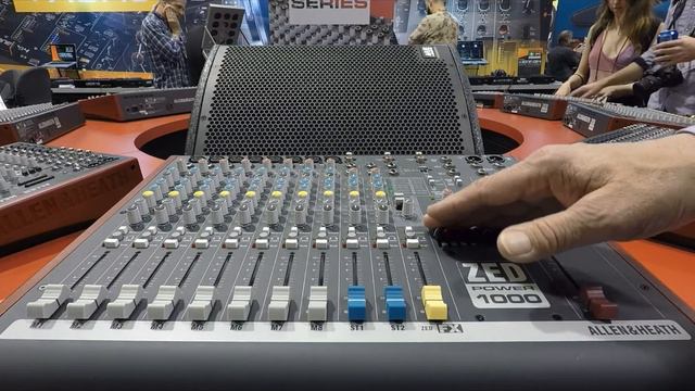 Allen & Heath ZED Power 1000 Powered Mixer смотреть онлайн