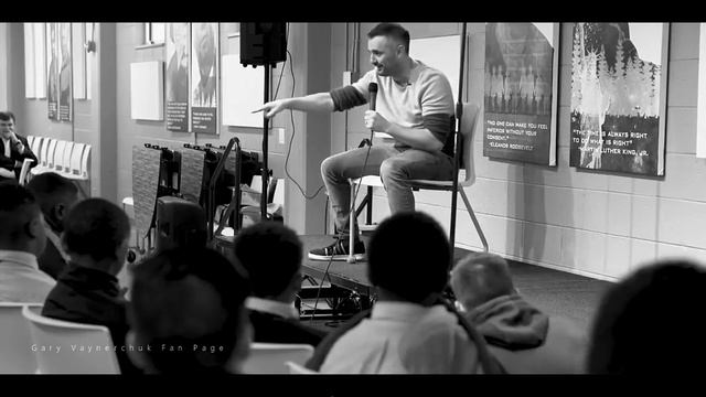 EMBRACE WHO YOU ARE! Stop Trying To Fit In - Gary Vaynerchuk Motivation смотреть онлайн