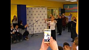 Танец родителей (флешмоб)