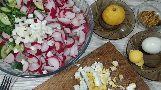 Салат из редиски с ароматной и такой вкусной заправкой!!! смотреть онлайн