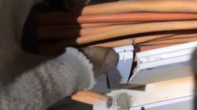 Вечная борьба слаботочников и электриков смотреть онлайн