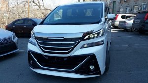 Toyota Vellfire Hybrid 4WD 2015 - Спортивный собрат Toyota Alphard