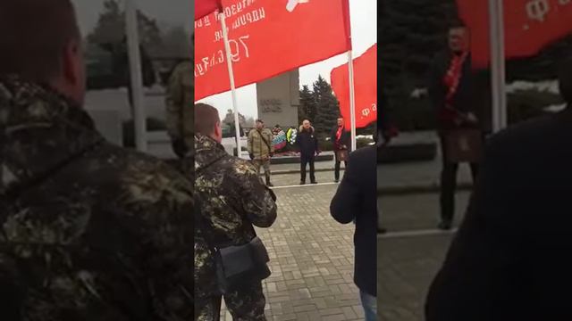 2.02.2021 Волжский Сегодня прошло возложение цветов совместно с КПРФ в г.Волжский! смотреть онлайн