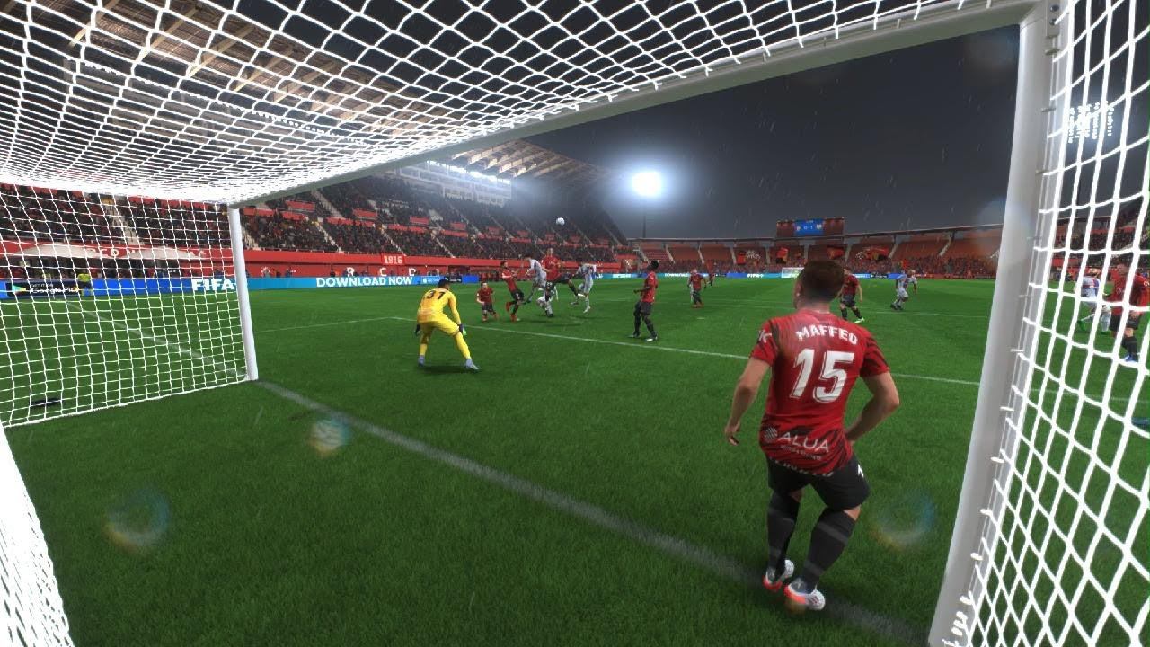FIFA 23 удары головой с углового это всегда круто особенно с кучей зашитников