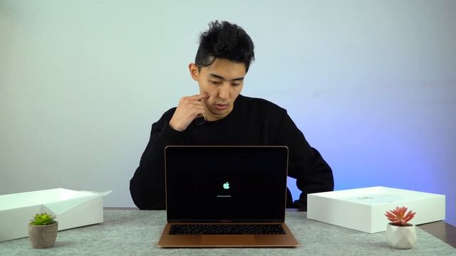 Macbook Air 2019 - Распаковка и первые впечатления.