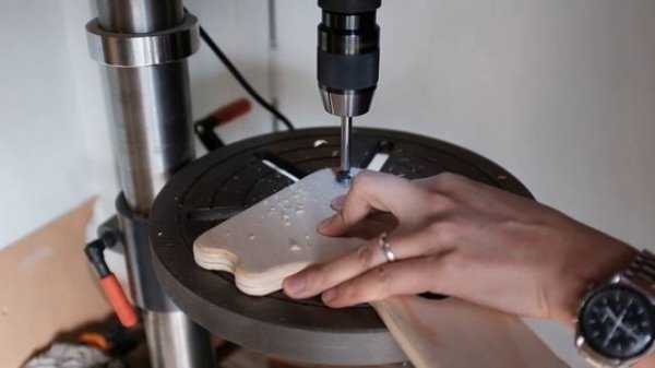 DIY: Folding Pikler Triangle / Montessori Climbing Frame