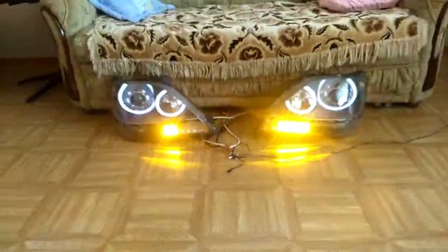 Бегущий поворотник на 6 каналов. Видео работы в фаре смотреть онлайн