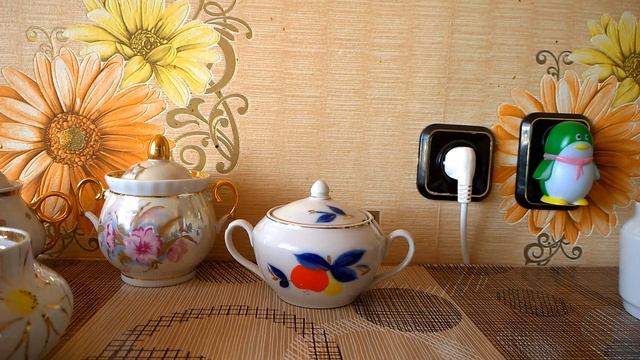 Скромная коллекция сахарниц смотреть онлайн