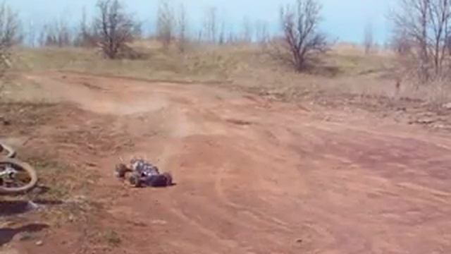 Brushless E-Maxx Bash смотреть онлайн