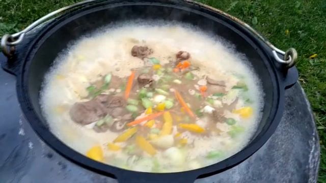 Лагман в казане на костре смотреть онлайн