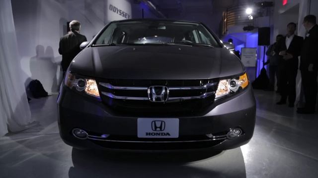 2014 Honda Odyssey - 2013 New York Auto Show смотреть онлайн