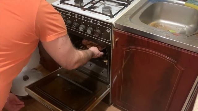 Курица в Аджике сочная и с хрустящей корочкой смотреть онлайн