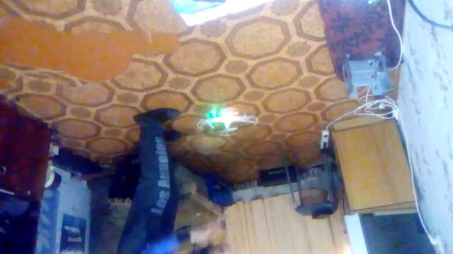 Обзор квадрокоптера смотреть онлайн