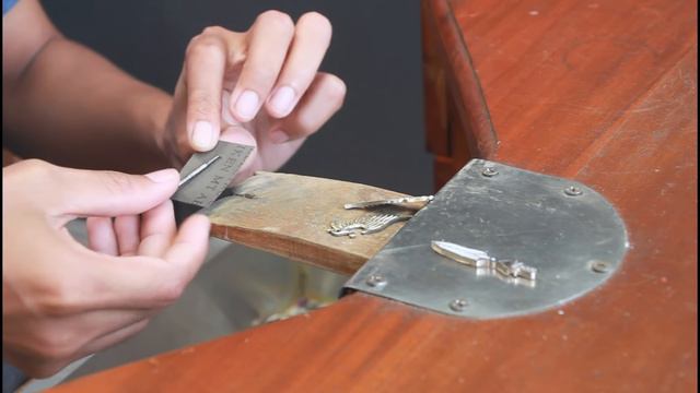 I Turn A Bolt Into Pendant - Unique Handmade Jewelry Ideas