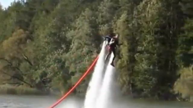 Летающий над водой ранец ProfiJetFlyer смотреть онлайн
