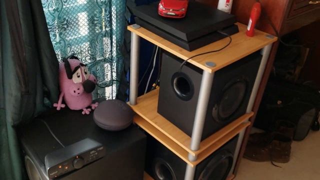 Logitech Z906, Z623 y Sub, Polk Audio 10" [Prueba de Graves] смотреть онлайн