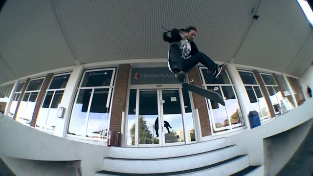 DELTA CHARLIE 3 - DANIEL ØYNES смотреть онлайн