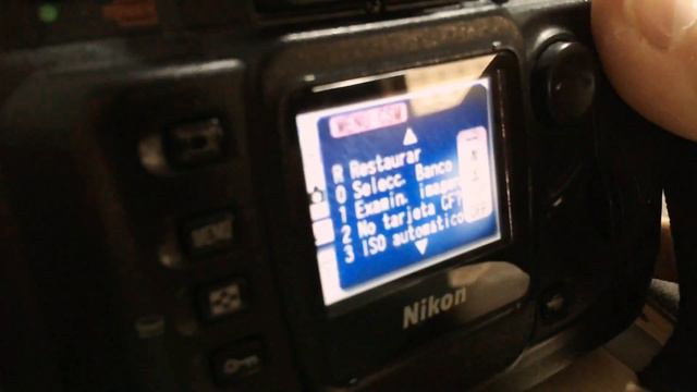 Nikon D100 смотреть онлайн