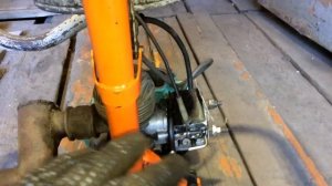 Как отрегулировать_настроить карбюратор на бензопиле дружба 4 электрон _ не заво.mp4