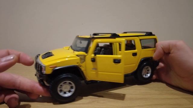 1:18 Maisto Hummer H2