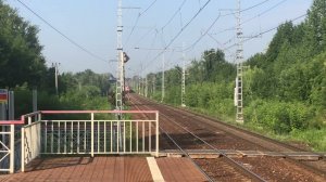 Белорусское направление ЖД. Платформа Перхушково. ЭП20 052 с пассажирским поездом и почтовым вагоном