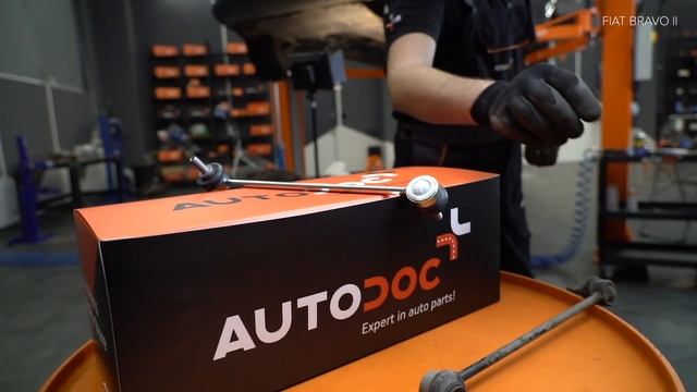 Kā nomainīt priekšējās stabilizatora atsaite FIAT BRAVO 2 (198) [AUTODOC VIDEOPAMĀCĪBA] смотреть онлайн