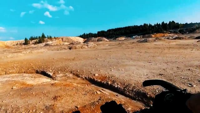 Фэтбайк на Марсе или самый красивый карьер на Урале смотреть онлайн