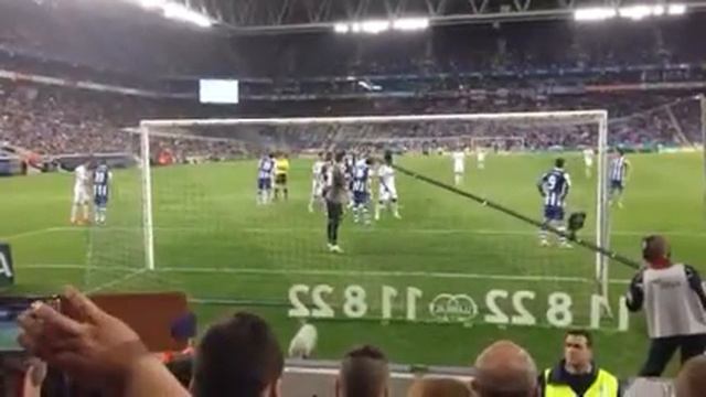 El codazo de Ronaldo Ronaldo's ugly elbow Ronaldos fula arm смотреть онлайн