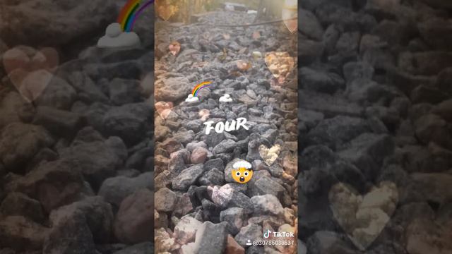 Это приложение называется Tik Tok смотреть онлайн