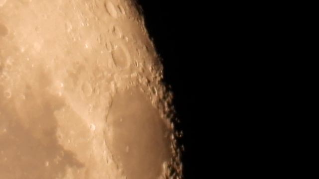 Полная Луна в перигее 30 марта 2021 над Харьковом, метро Героев Труда смотреть онлайн
