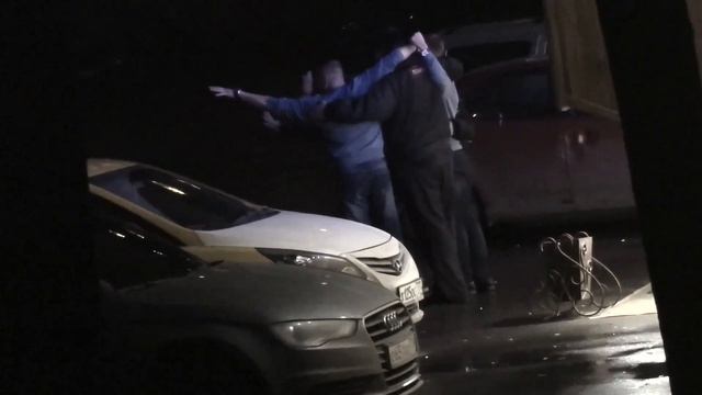 10 11 2018 Братание наряда ППС, с бухими оперативниками, гуляющими в кабаке Райская трапеза Москва, смотреть онлайн