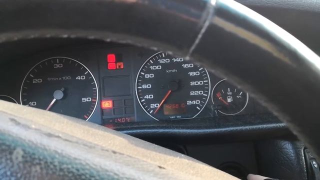 Audi A6 C4 2.5 TDI AEL Cold start - 14 смотреть онлайн