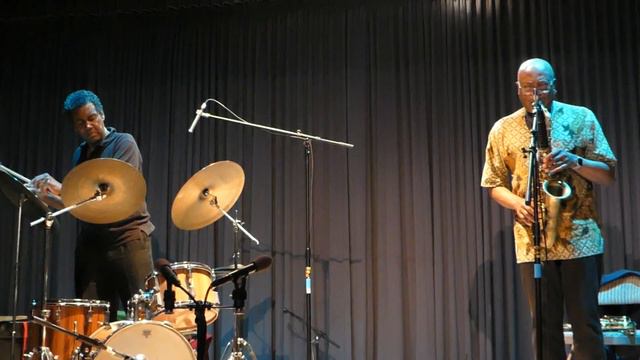 Oliver Lake at Community Music Center смотреть онлайн